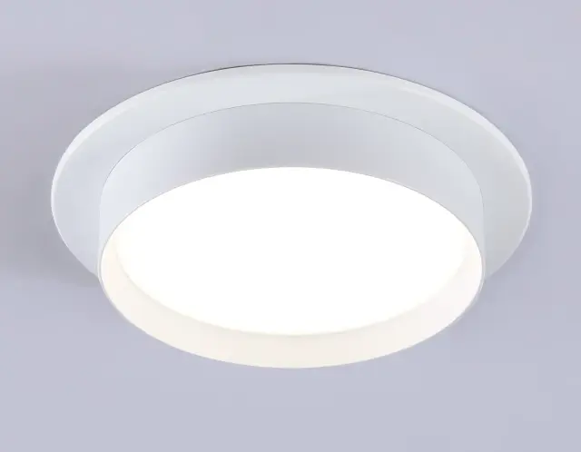 Точечный светильник Ambrella Light TN5225 — белый, ракурс 3