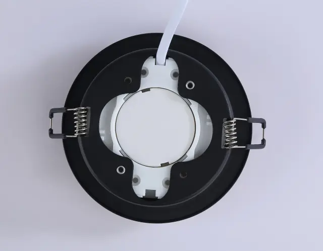 Точечный светильник Ambrella Light TN5227 — черный, ракурс 9