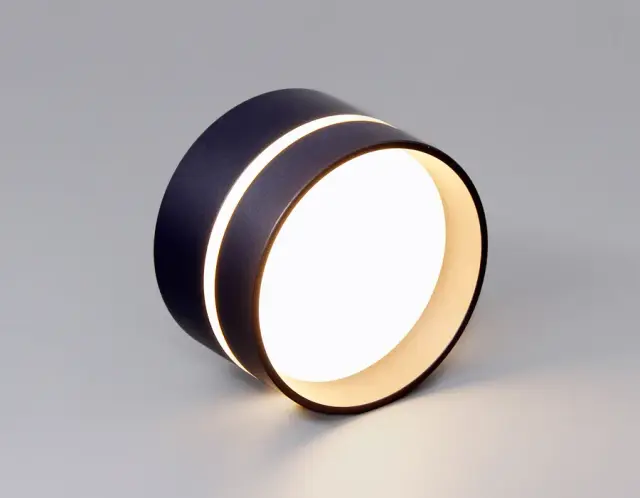 Точечный светильник Ambrella Light TN621 — черный, ракурс 4