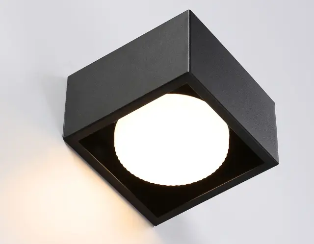 Точечный светильник Ambrella Light TN70827 — черный, ракурс 3