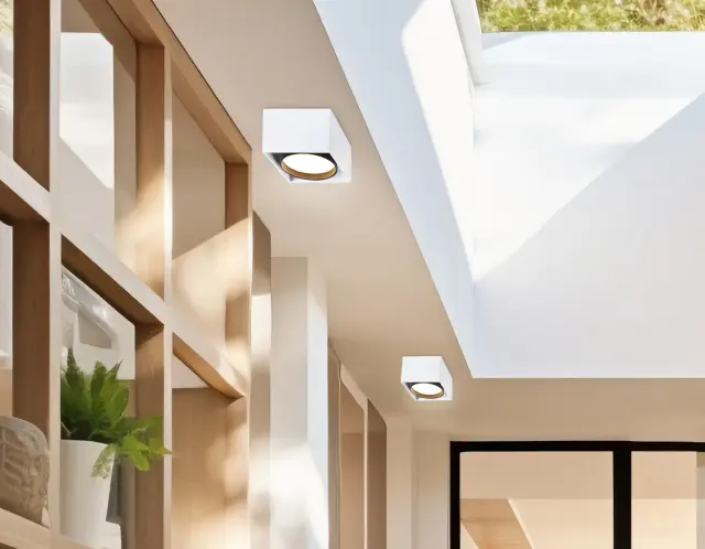 Точечный светильник Ambrella Light TN70865 — белый, ракурс 3