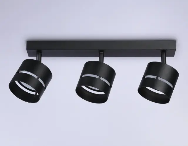 Спот Ambrella Light TN71064 — черный, ракурс 4