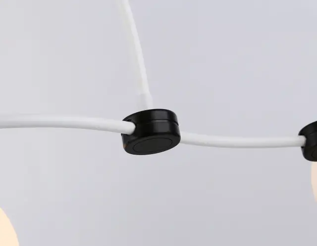 Люстра Ambrella Light TR2546 — белый, ракурс 3