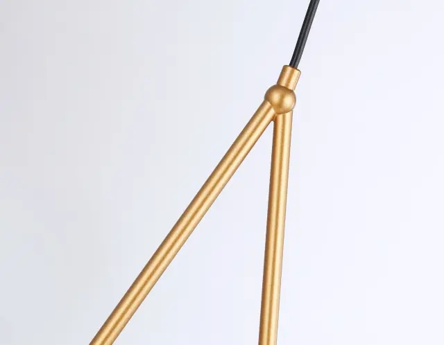 Светильник Ambrella Light TR2599 — золотой, ракурс 3