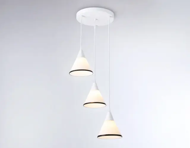 Светильник Ambrella Light TR3167 — белый, ракурс 5