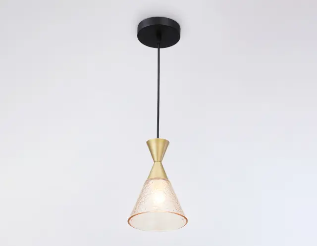 Светильник Ambrella Light TR3173 — черный, ракурс 4