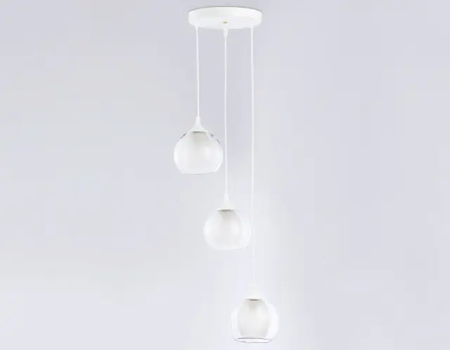 Светильник Ambrella Light TR3540 — белый, ракурс 6