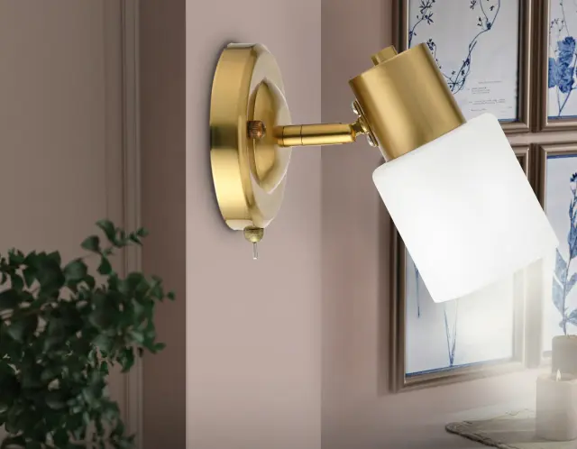 Спот Ambrella Light TR3967 — латунь, ракурс 7