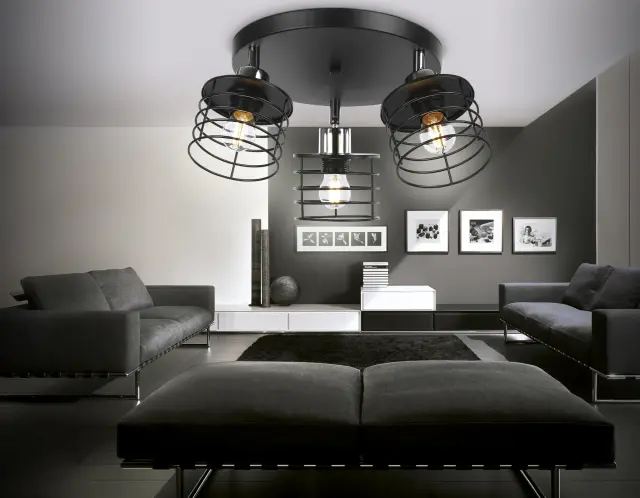 Спот Ambrella Light TR8092 — черный, ракурс 2