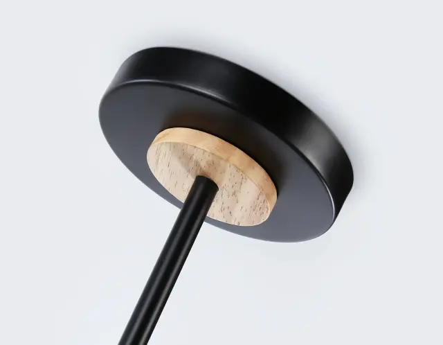 Светильник Ambrella Light TR8244 — черный, ракурс 4