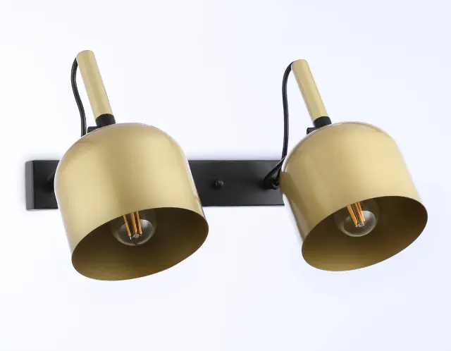 Спот Ambrella Light TR97106 — черный, ракурс 3