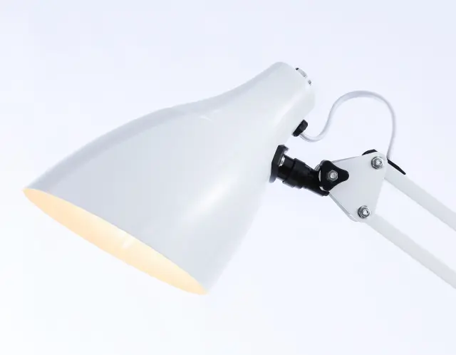 Торшер Ambrella Light TR97641 — белый, ракурс 2
