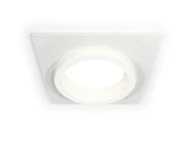 Точечный светильник Ambrella Light XC6520064 — белый