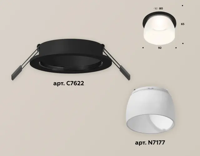 Точечный светильник Ambrella Light XC7622047 — черный, ракурс 2