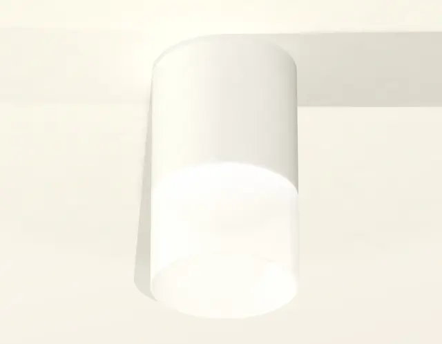 Точечный светильник Ambrella Light XS6301065 — белый, ракурс 2
