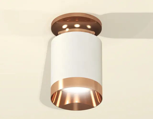 Точечный светильник Ambrella Light XS6301200 — золотой, ракурс 2