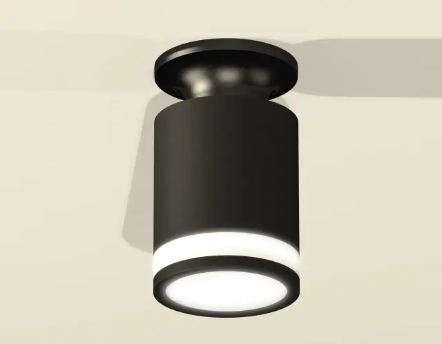 Точечный светильник Ambrella Light XS6302113 — черный, ракурс 2