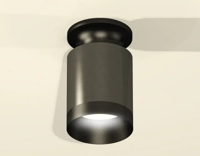Точечный светильник Ambrella Light XS6303081 — черный, ракурс 2
