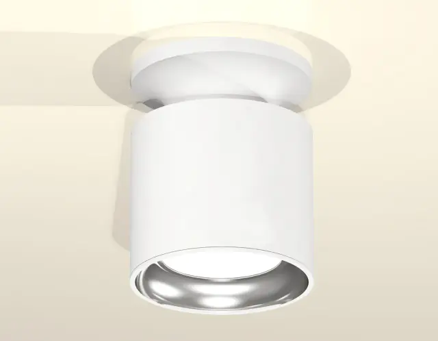 Точечный светильник Ambrella Light XS7401103 — серебряный, ракурс 2