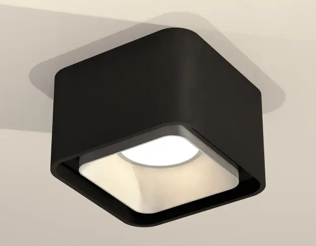 Точечный светильник Ambrella Light XS7833003 — черный, ракурс 2