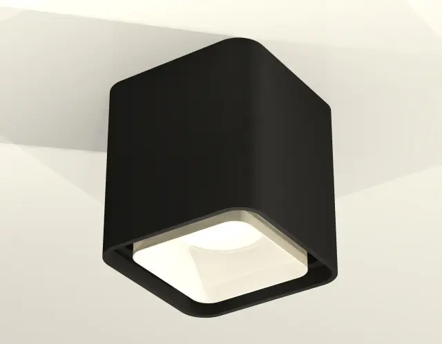 Точечный светильник Ambrella Light XS7841021 — черный, ракурс 2