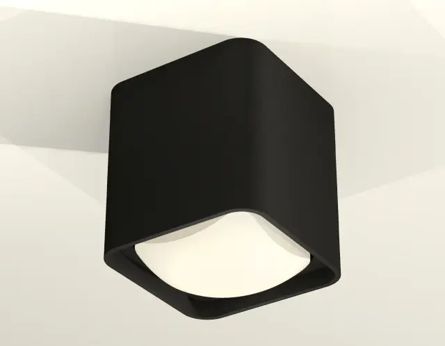 Точечный светильник Ambrella Light XS7841022 — черный, ракурс 2