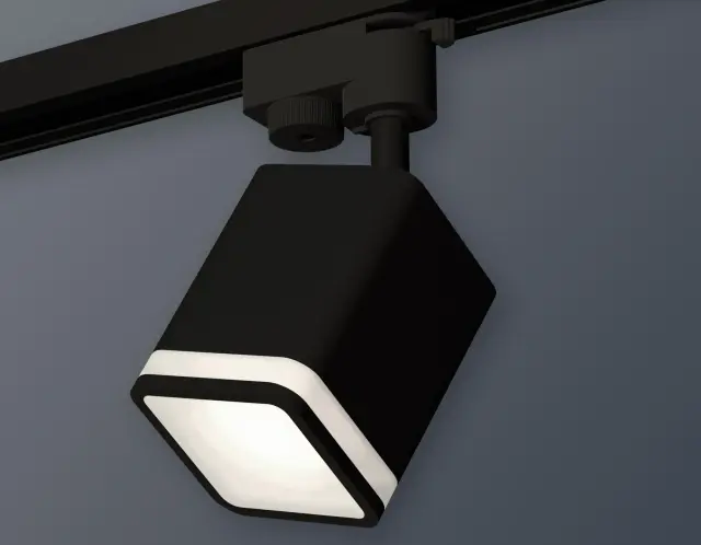 Трековый светильник Ambrella Light XT7813021 — черный, ракурс 2