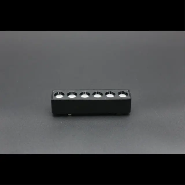 Светильник для трека Aployt APL.0100.00.06 MAGNETIC TRACK 48 — черный, ракурс 5