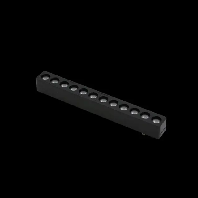 Светильник для трека Aployt APL.0100.00.12 MAGNETIC TRACK 48 — черный, ракурс 4
