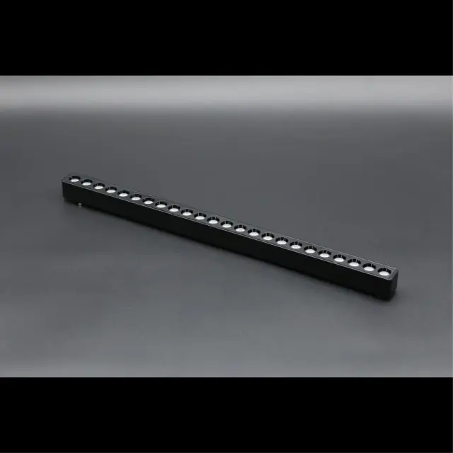 Светильник для трека Aployt APL.0100.00.24 MAGNETIC TRACK 48 — черный, ракурс 6