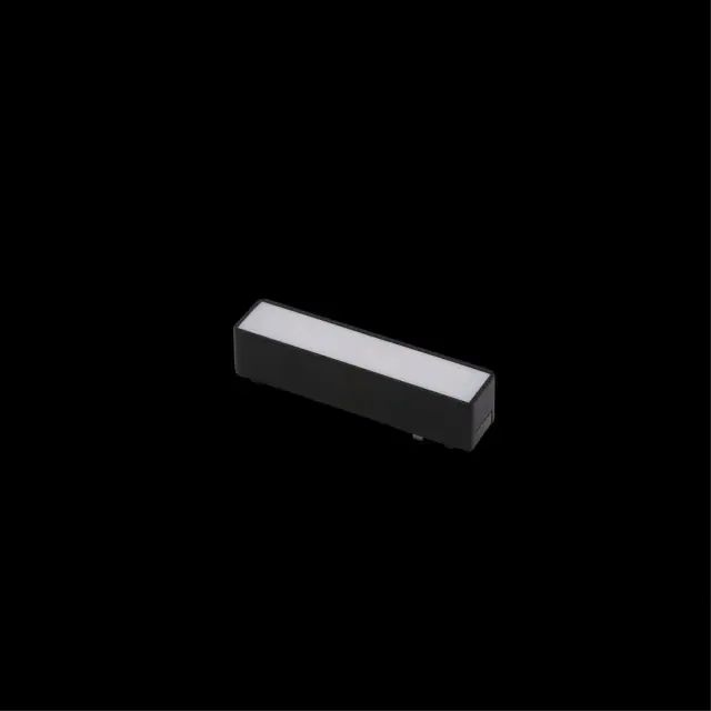 Светильник для трека Aployt APL.0101.00.05 MAGNETIC TRACK 48 — черный, ракурс 4