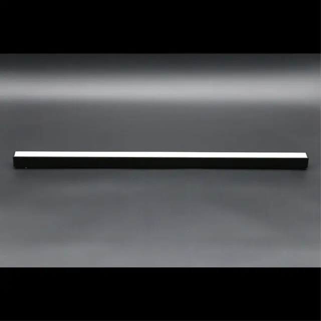 Светильник для трека Aployt APL.0101.00.20 MAGNETIC TRACK 48 — черный, ракурс 5