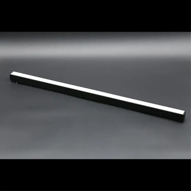 Светильник для трека Aployt APL.0101.00.20 MAGNETIC TRACK 48 — черный, ракурс 6