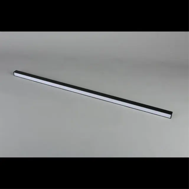 Светильник для трека Aployt APL.0101.00.30 MAGNETIC TRACK 48 — черный, ракурс 4