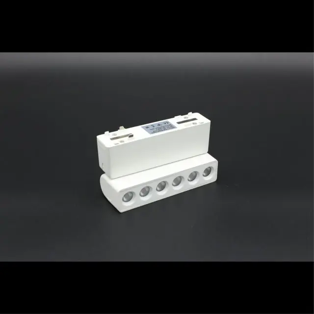 Светильник для трека Aployt APL.0102.10.06 MAGNETIC TRACK 48 — белый, ракурс 10