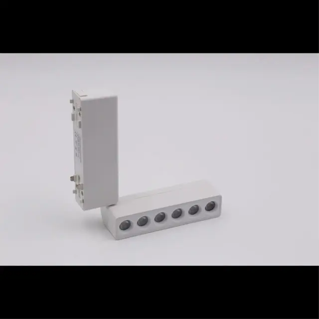 Светильник для трека Aployt APL.0102.10.06 MAGNETIC TRACK 48 — белый, ракурс 6