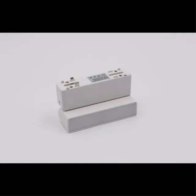 Светильник для трека Aployt APL.0103.10.05 MAGNETIC TRACK 48 — белый, ракурс 4