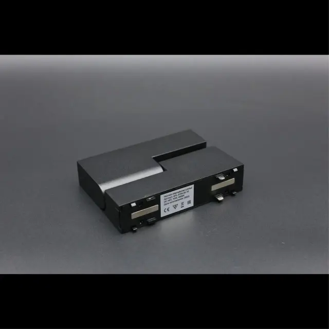 Светильник для трека Aployt APL.0104.00.10 MAGNETIC TRACK 48 — черный, ракурс 8