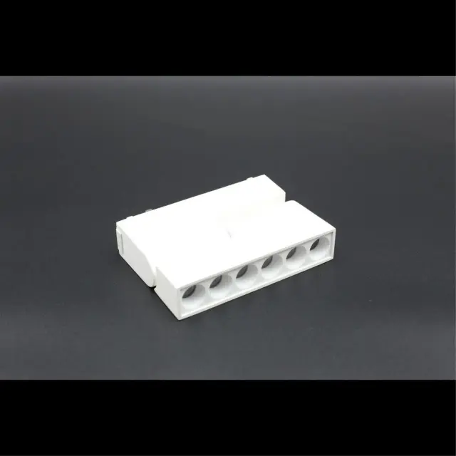 Светильник для трека Aployt APL.0104.10.10 MAGNETIC TRACK 48 — белый, ракурс 9