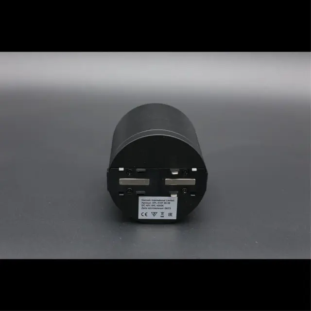 Светильник для трека Aployt APL.0107.00.06 MAGNETIC TRACK 48 — черный, ракурс 7