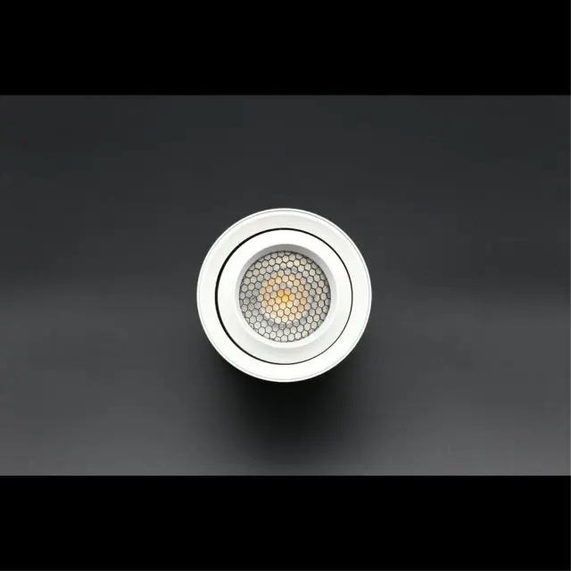 Светильник для трека Aployt APL.0107.10.06 MAGNETIC TRACK 48 — белый, ракурс 7