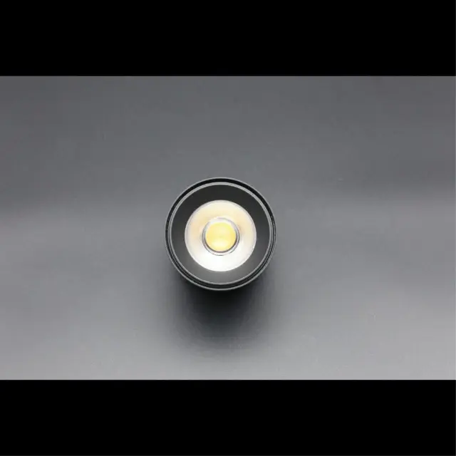 Светильник для трека Aployt APL.0109.00.06 MAGNETIC TRACK 48 — черный, ракурс 5