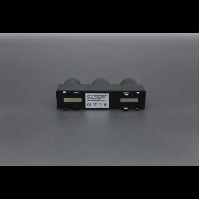 Светильник для трека Aployt APL.0110.00.06 MAGNETIC TRACK 48 — черный, ракурс 7