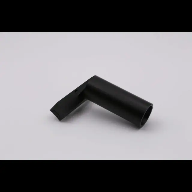 Светильник для трека Aployt APL.0113.00.09 MAGNETIC TRACK 48 — черный, ракурс 4