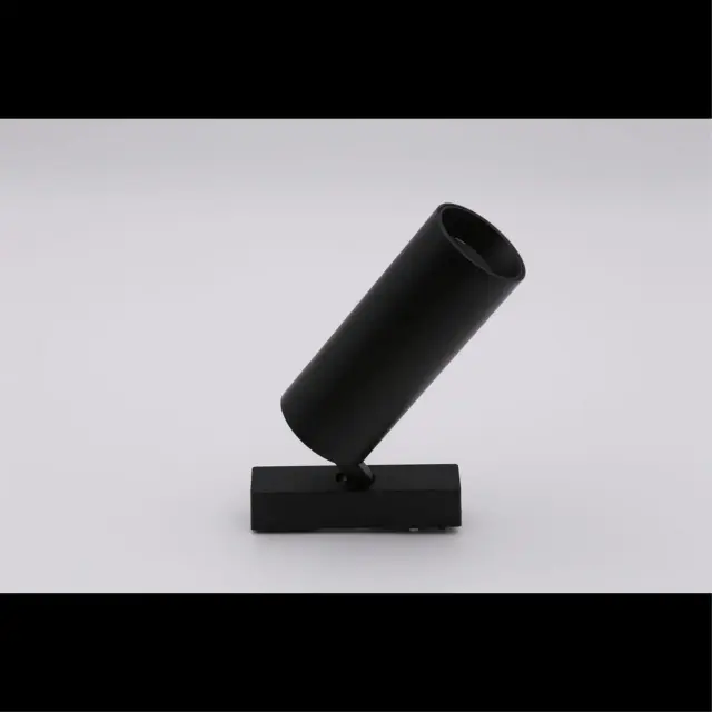 Светильник для трека Aployt APL.0114.00.18 MAGNETIC TRACK 48 — черный, ракурс 2