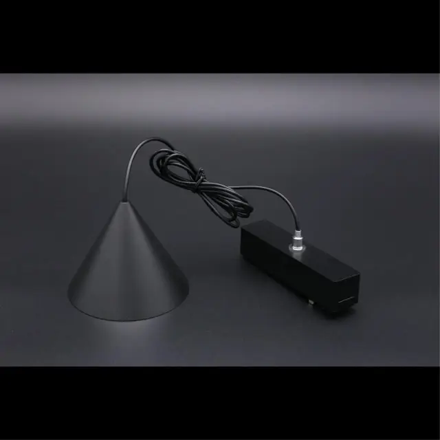 Светильник для трека Aployt APL.0122.00.06 MAGNETIC TRACK 48 — черный, ракурс 4