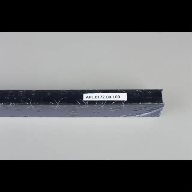 Шинопровод накладной Aployt APL.0172.00.100 MAGNETIC TRACK 48 — черный, ракурс 7