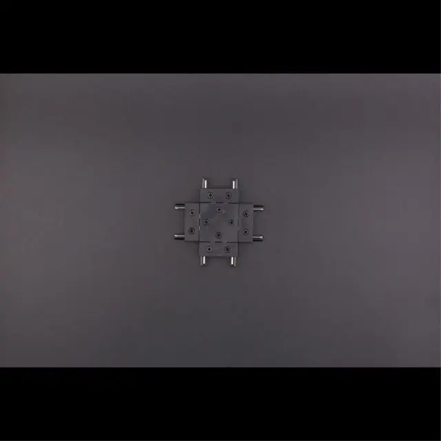 Коннектор питания Х-образный Aployt APL.0181.00.06 MAGNETIC TRACK 48 — черный, ракурс 5