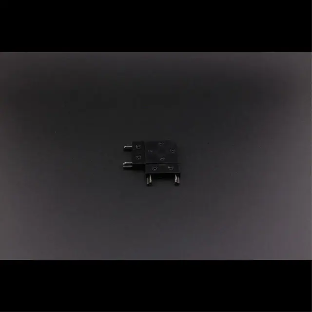 Коннектор питания угловой Aployt APL.0181.00.08 MAGNETIC TRACK 48 — черный, ракурс 6