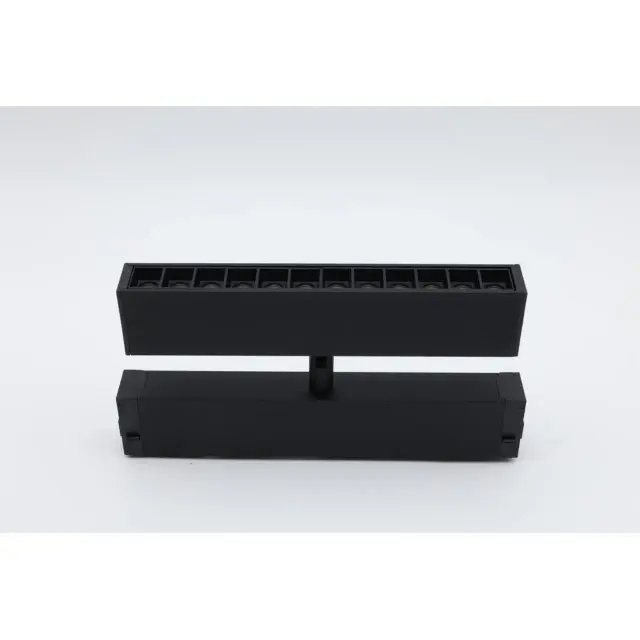 Светильник для трека Aployt APL.0202.00.09 MAGNETIC TRACK 220 — черный, ракурс 3